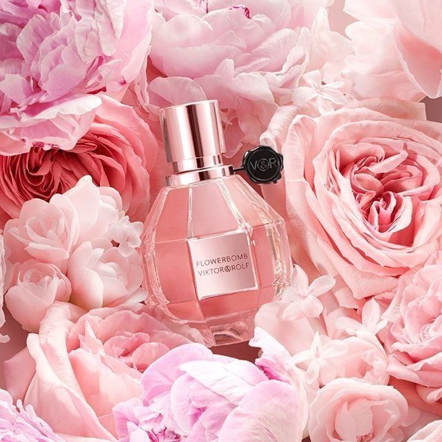 Viktor & Rolf Flower Bomb EDP